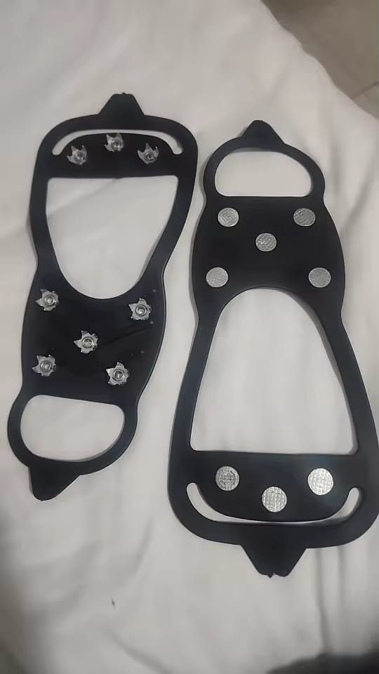 Customer photo review of Antypoślizgowe Raki na Buty – Pewna Trakcja na Lodzie i Śniegu