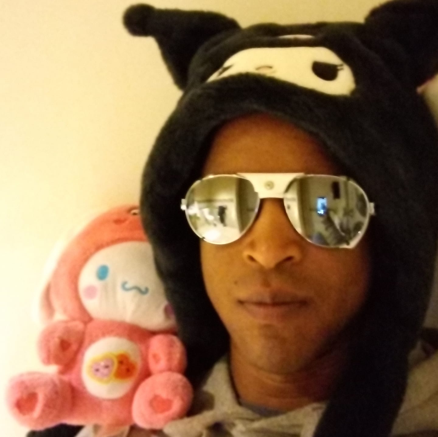 Customer photo review of Sanrio Moving Ears Plush Hat