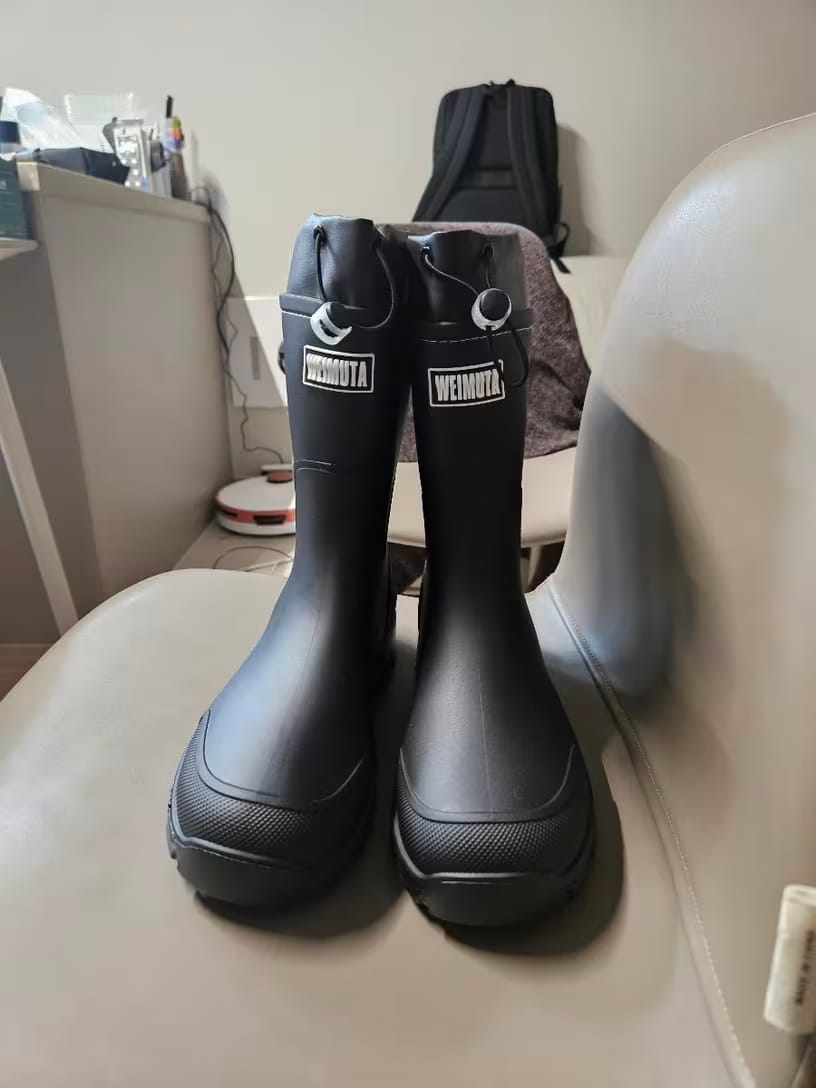 Customer photo review of Uniwersalne Wodoodporne Buty Outdoor – Antypoślizgowe z Trwałego PVC