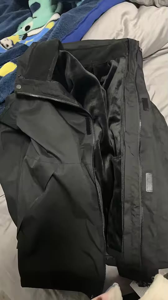 Customer photo review of Damska Wodoodporna Kurtka Przeciwdeszczowa 3-w-1