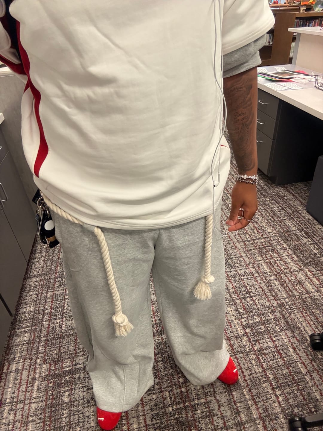 Customer photo review of Aelfric Eden Super Baggy Barrel Sweatpants