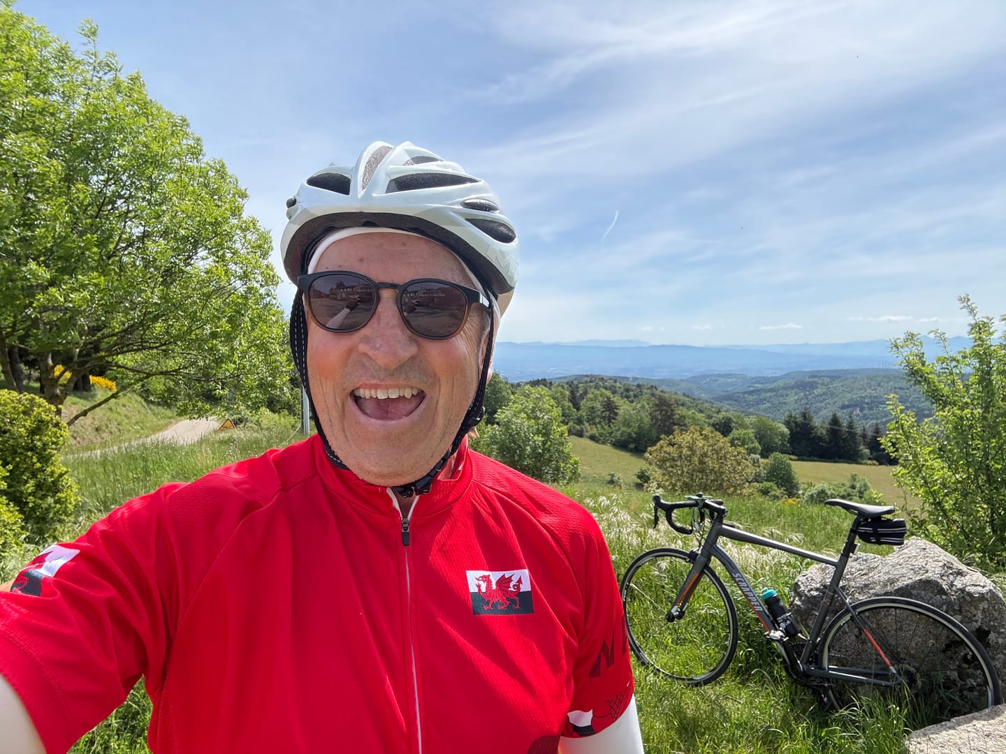 Customer photo review of Wales Cycling Jersey