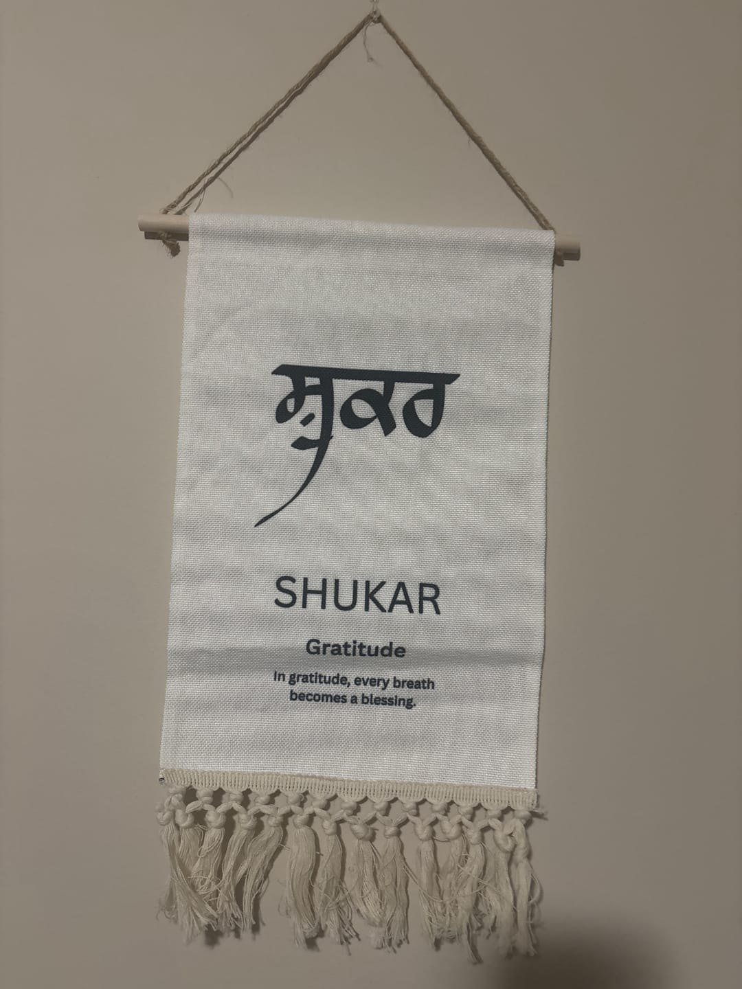 Customer photo review of Shukar Hanging Linen Banner