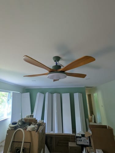 Customer photo review of WOMO Ventiladores de techo con luz Reversible Escandinavo - WM5002