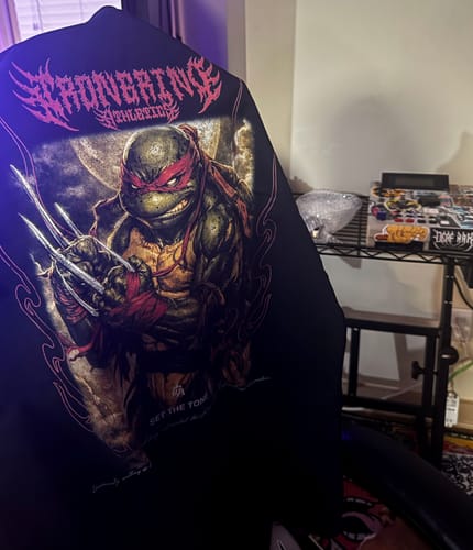 Customer photo review of [Limited Edition] 'TMNT: Raphael' Heavyweight T-Shirt