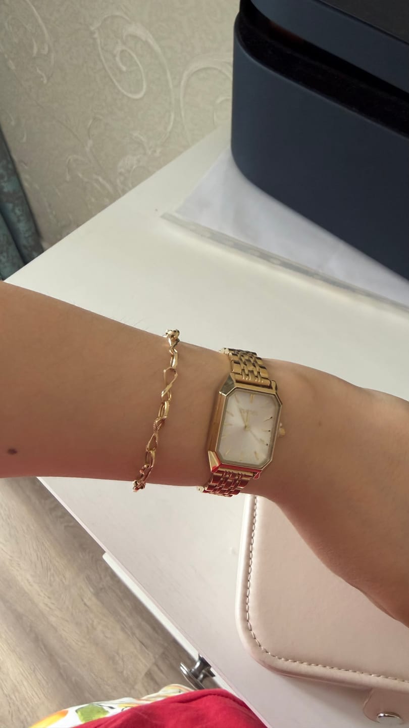 Customer photo review of Isabell Gold