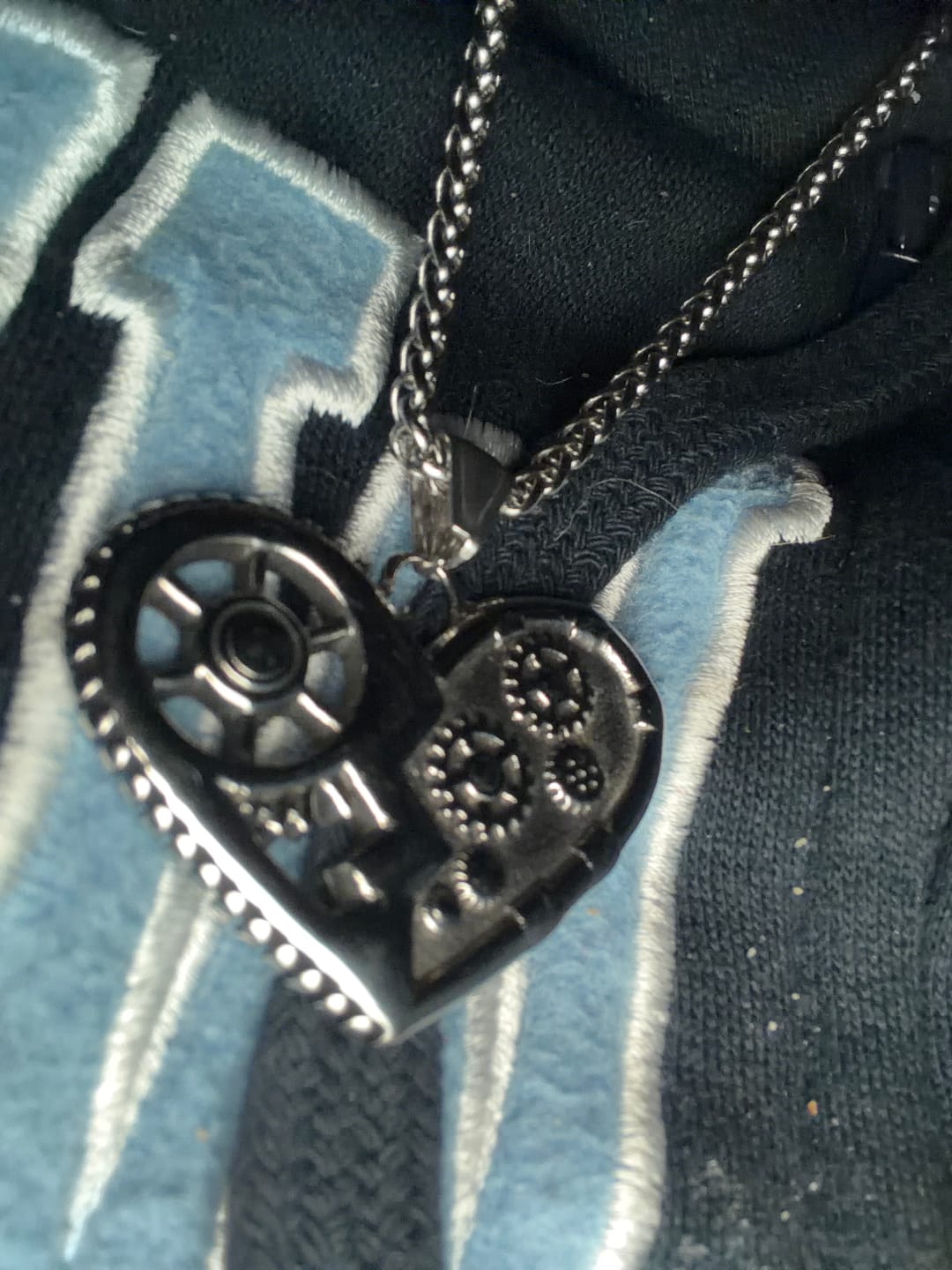 Customer photo review of Cycolinks Gear Heart Necklace