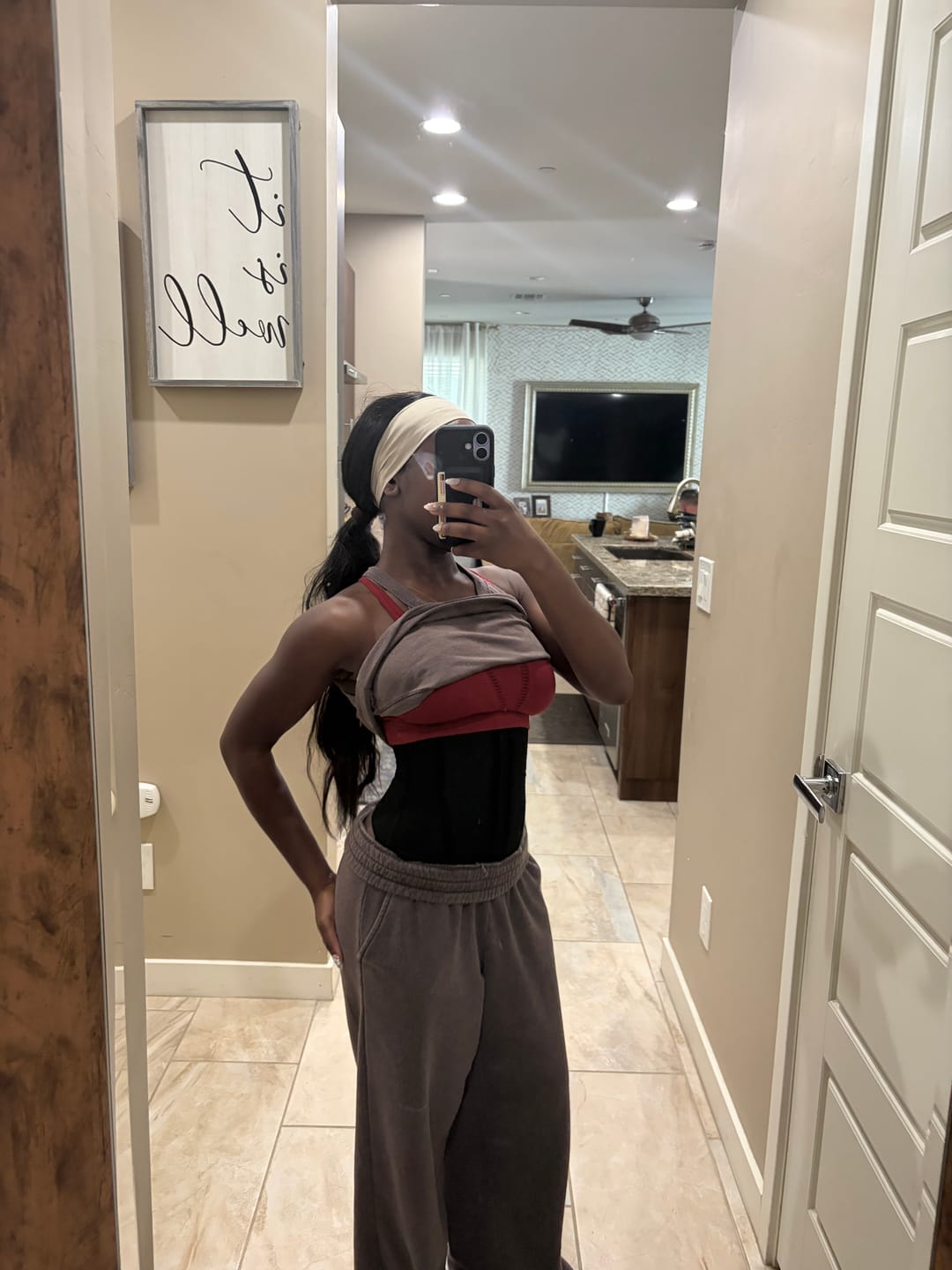 Customer photo review of Black Waist Trainer