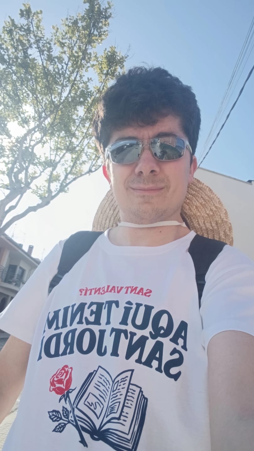 Customer photo review of Aquí tenim Sant Jordi