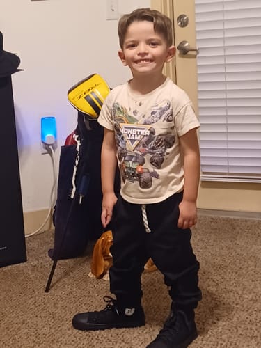 Customer photo review of 1993 Center Kids High-Top Black