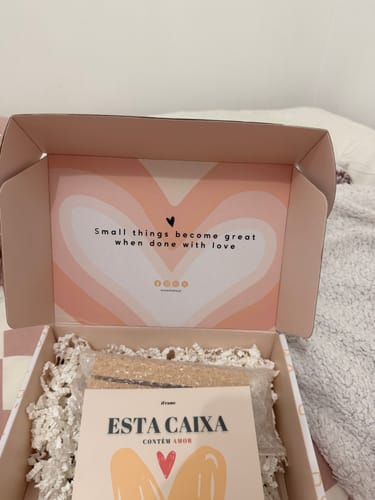 Customer photo review of Placa "M-❤️-M" c/ 3 Fotografias - Dia da Mãe