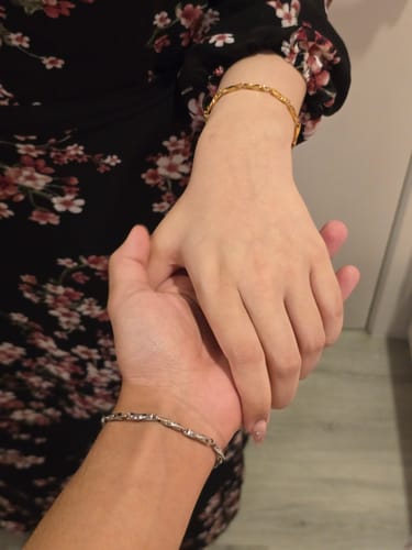 Customer photo review of Kai Linked Bracelet