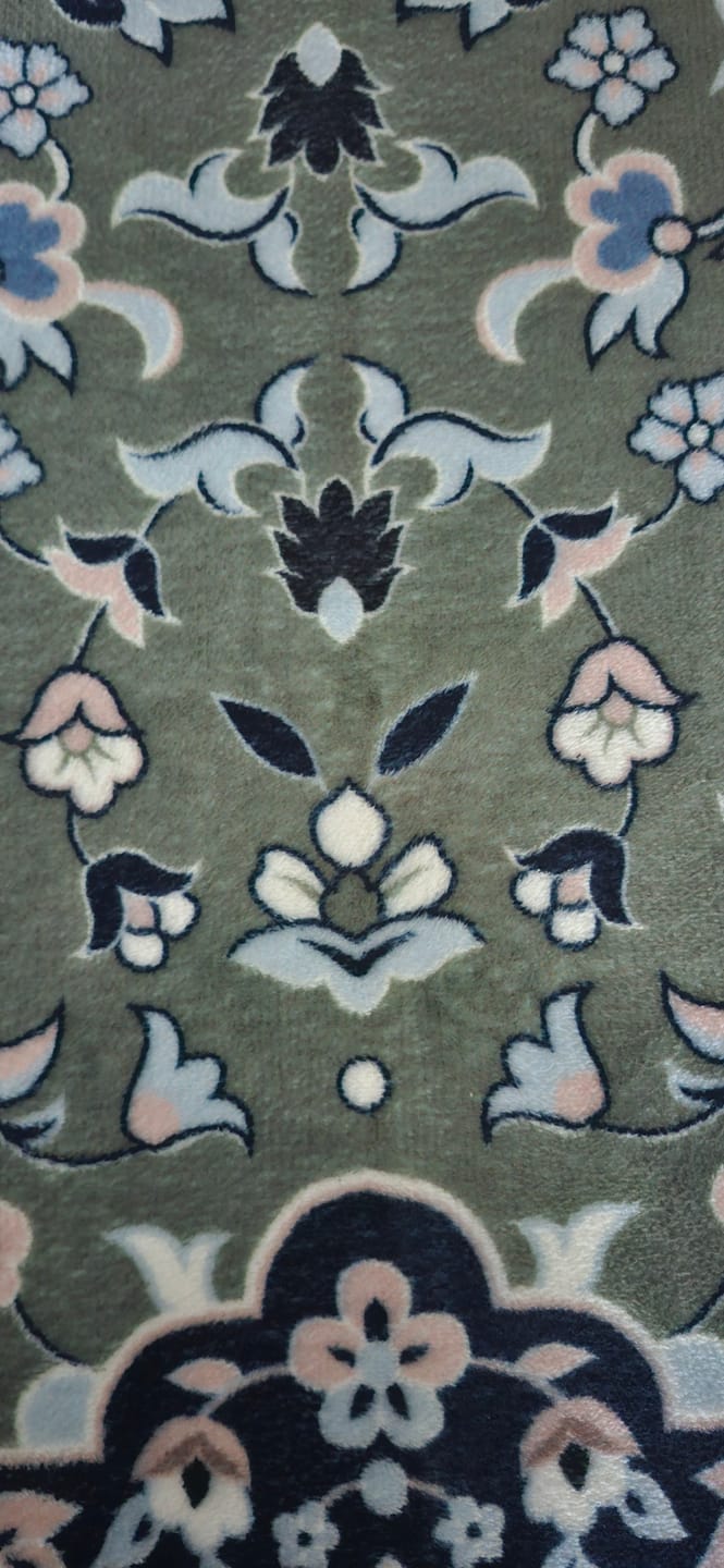 Customer photo review of Masjid-e-Nabawi Mosque Padded Prayer Mat