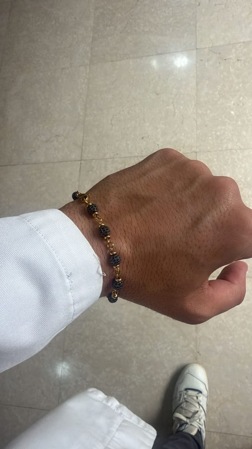 Customer photo review of Diamond Balls Bracelet