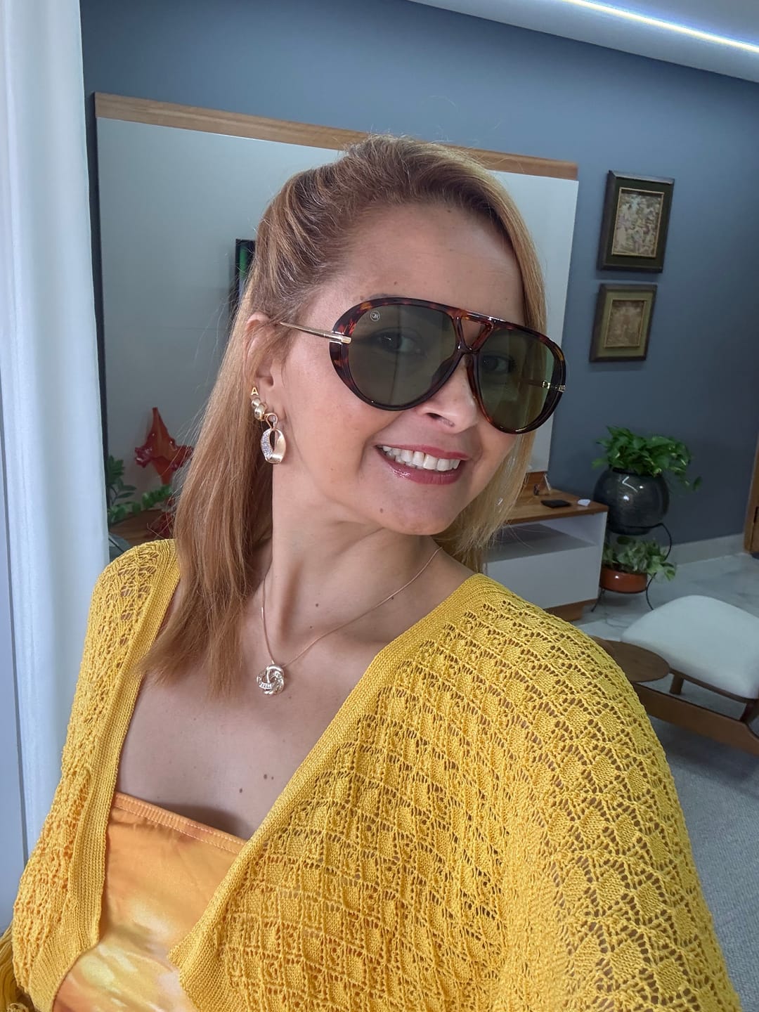 Customer photo review of Óculos Tropea Edição Limitada