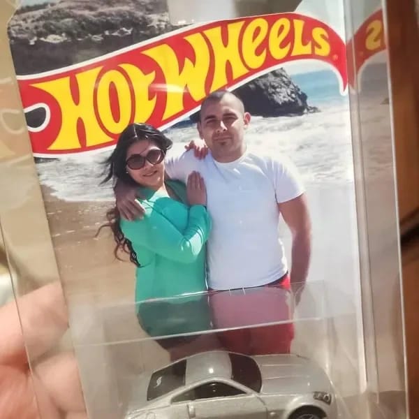 Customer photo review of Personalized Lover's Toy Dream Car Dad's Toy Dream Car Packaging Best Gift for Dad,Husband,Boyfriend