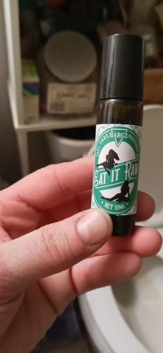 Customer photo review of Bargz Eat It Raw Fragrance Perfume Oil, Mature Fruity Scent with Sweet Awakening Effect
