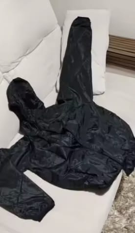 Customer photo review of Ultraleichte Wind- & Regenjacke für Damen & Herren