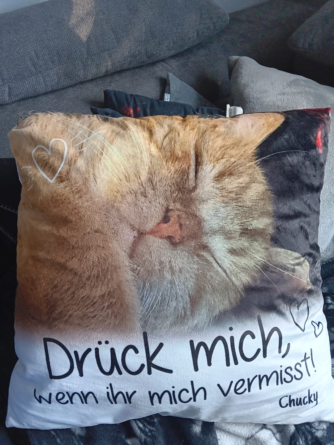 Customer photo review of Personalisiertes Kissen - Drück mich, wenn du mich vermisst