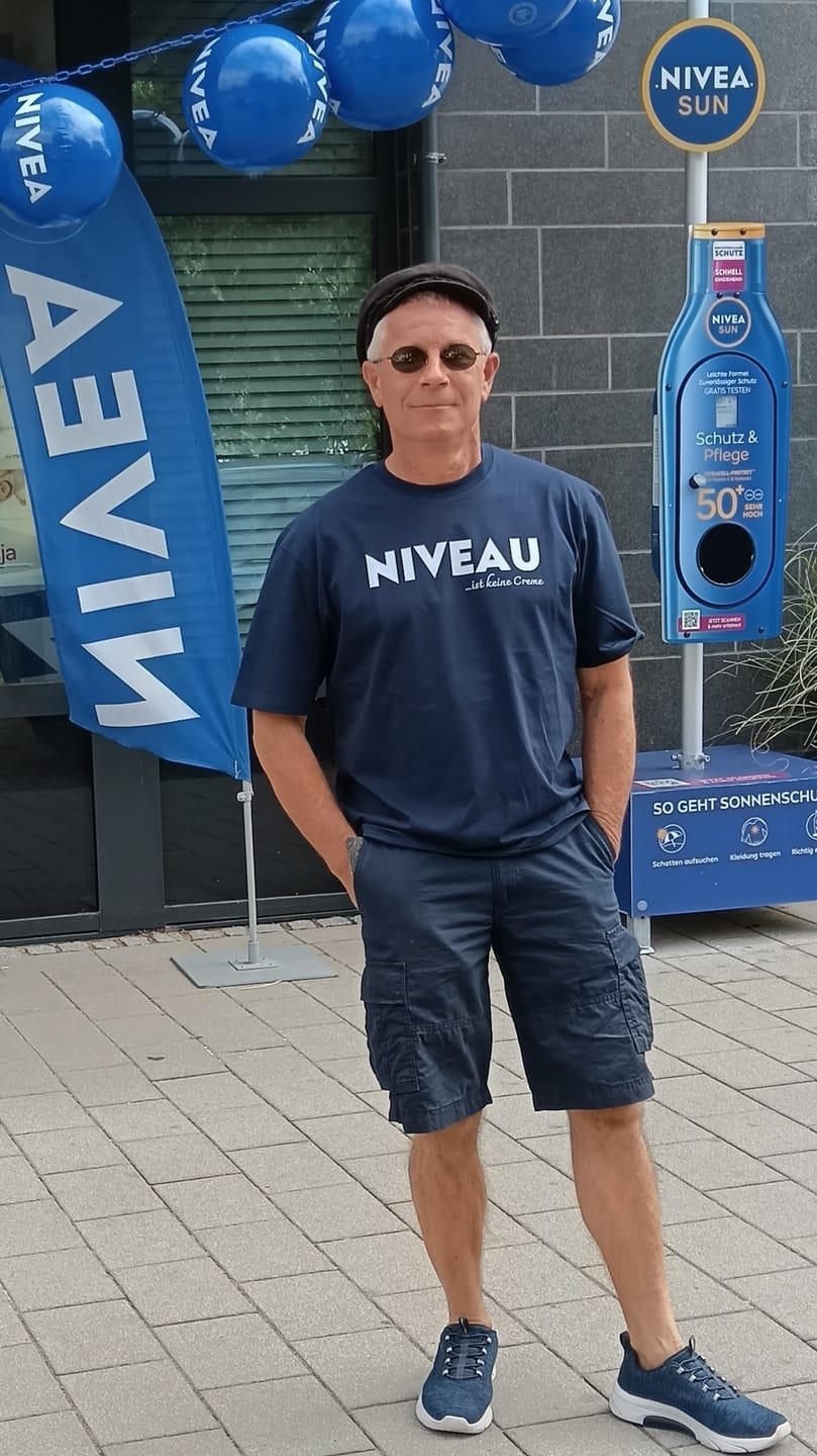 Customer photo review of Niveau - Premium Shirt