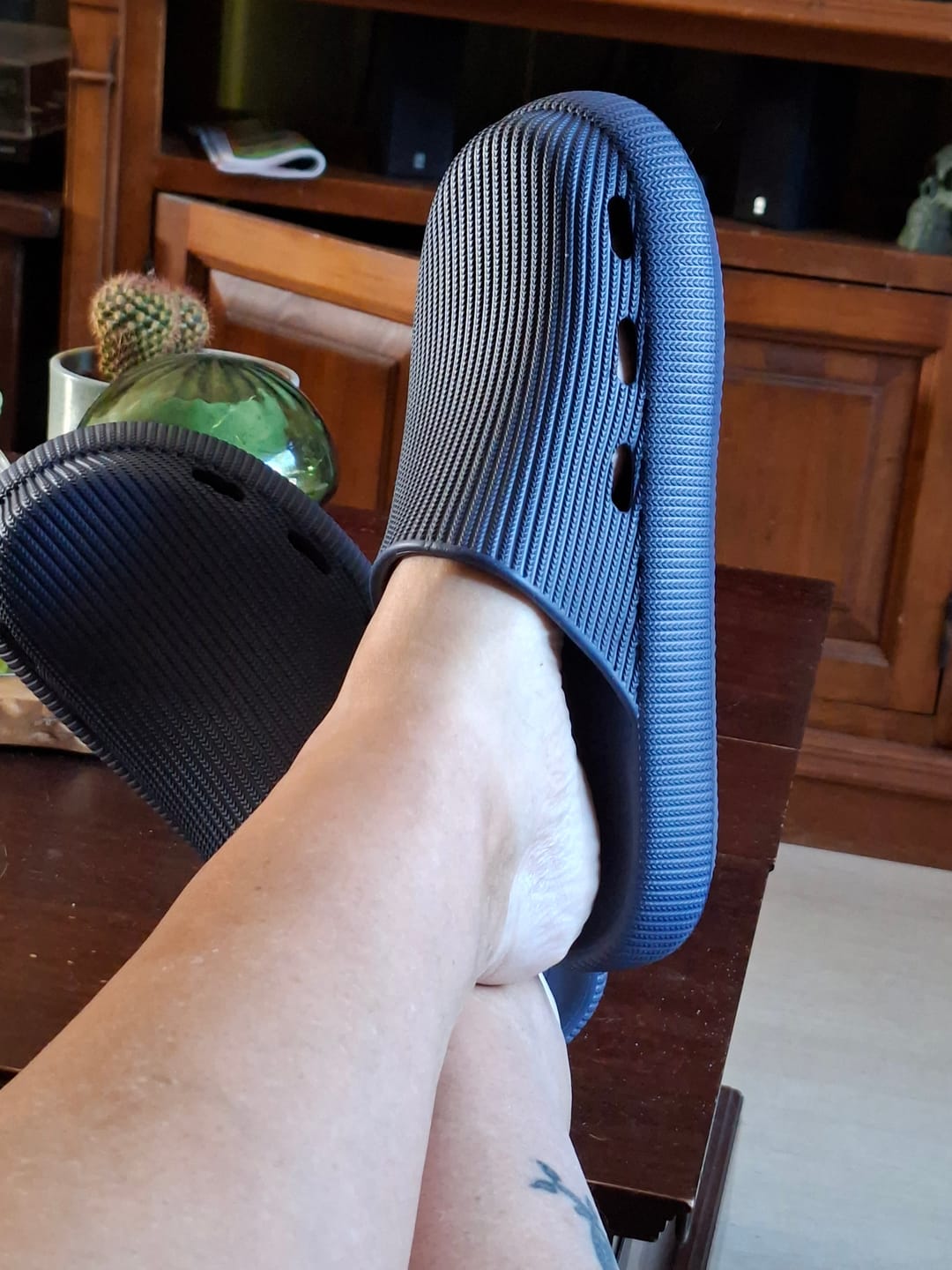 Customer photo review of HappyClogs Strapless