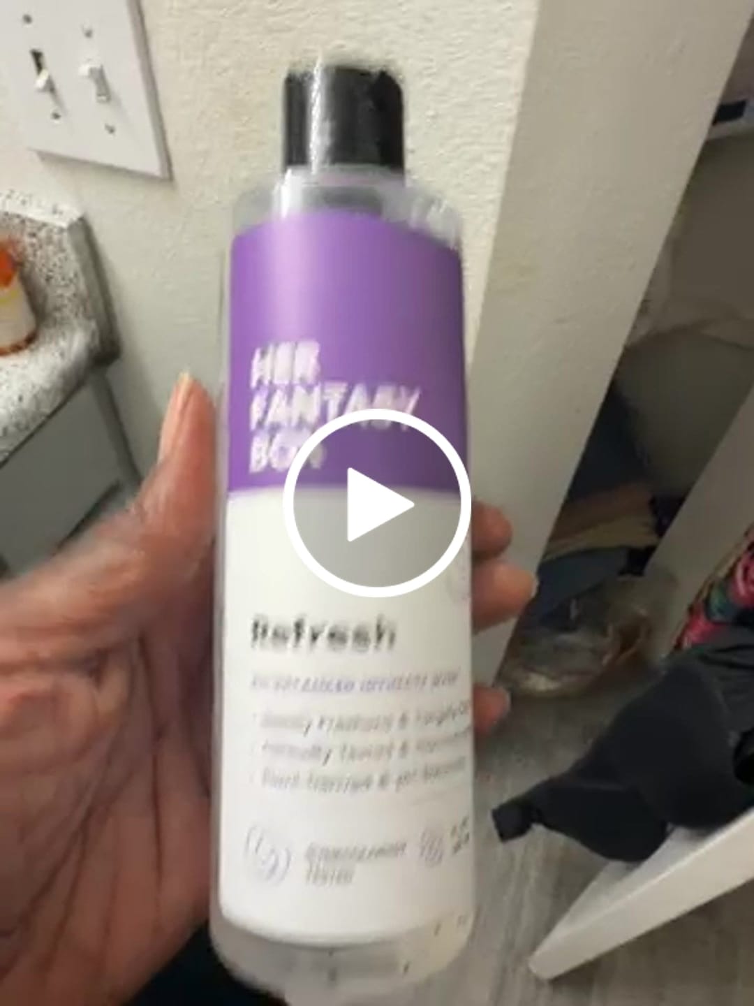 Customer video review of Refresh Plant Based Intimate Body Wash for Women - pH Balancing