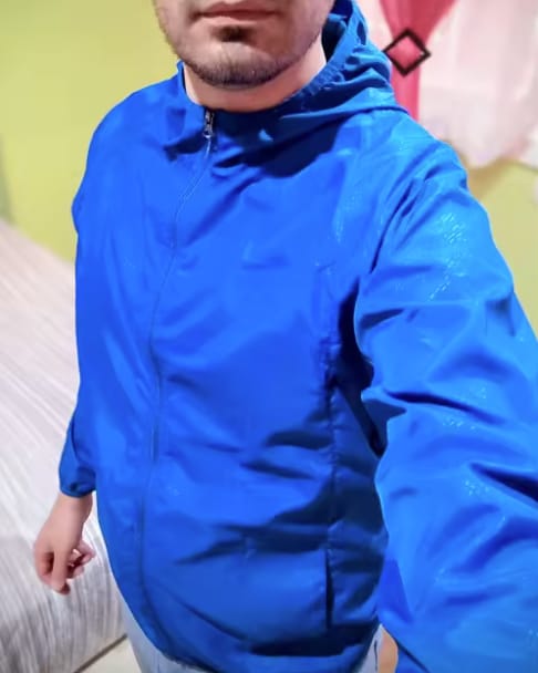 Customer photo review of Ultraleichte Wind- & Regenjacke für Damen & Herren