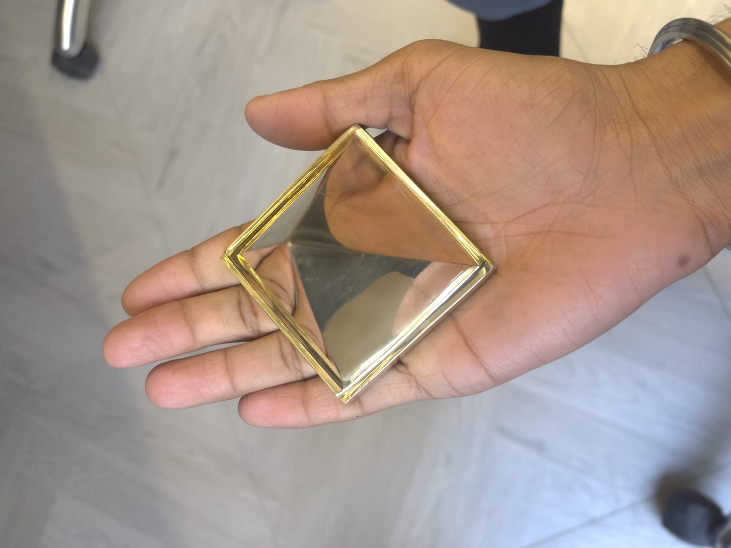 Customer photo review of Solid Brass Pyramid Vastu Remedy for North West Direction Balance, Health, Wealth and Positive Energy Support for Entrance, Kitchen and Home Spaces | 7.6 cm | 850 g