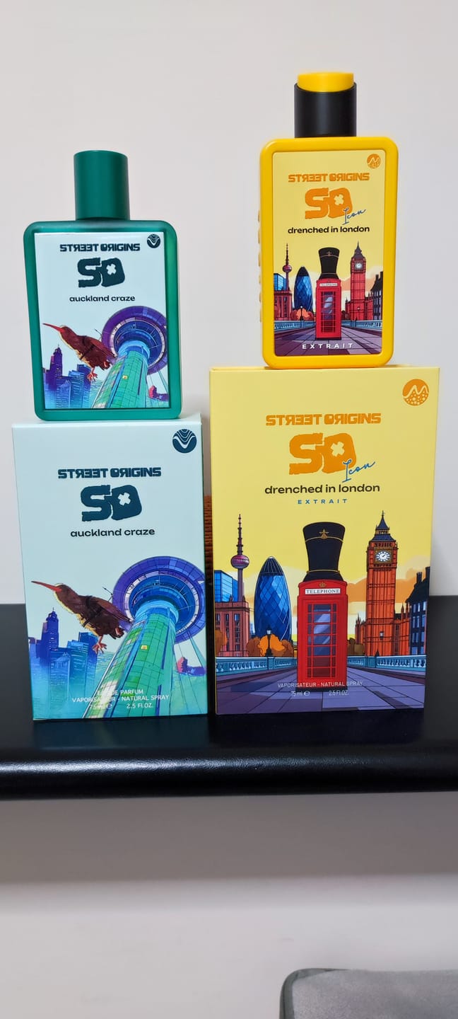 Customer photo review of Street Origins - Drenched In London