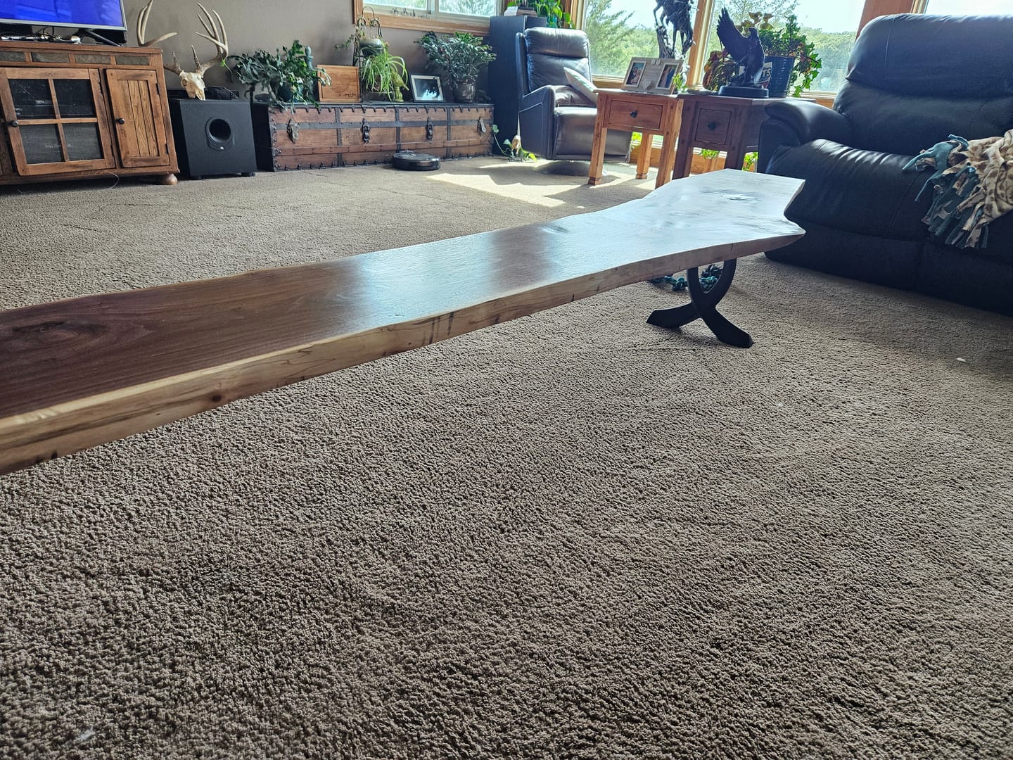 Customer photo review of Bench Legs 108/128 Curva 16" H Curved Metal Furniture Legs