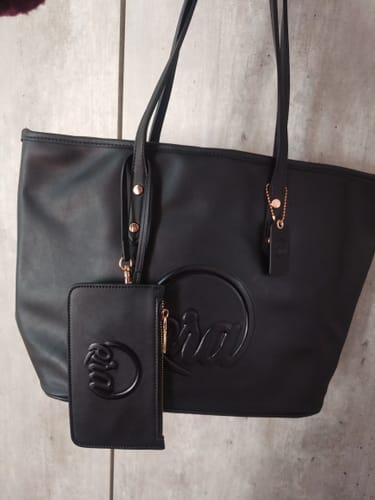 Customer photo review of Black Era Tote Bag