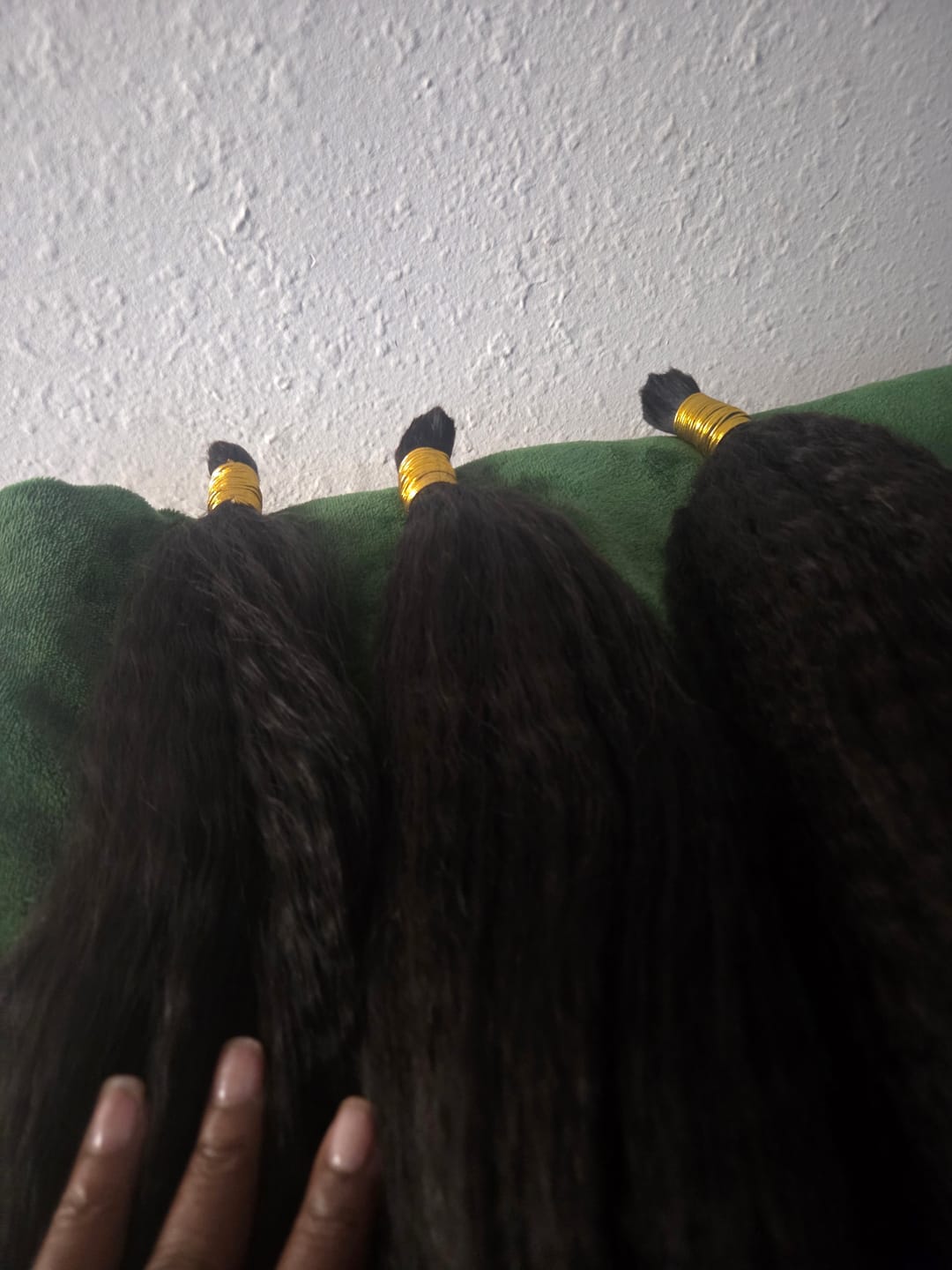 Customer photo review of Kinky Straight Bulk Hair Extensions for Braiding