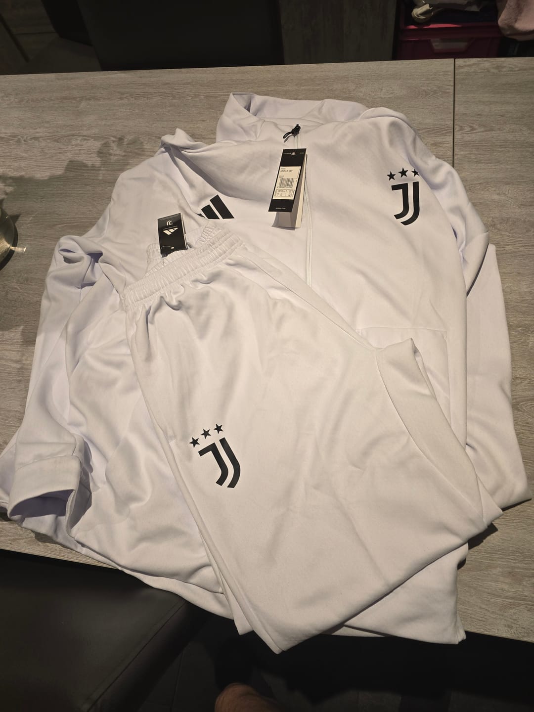 Customer photo review of Ensemble Survêtement de Football Juventus 25/26