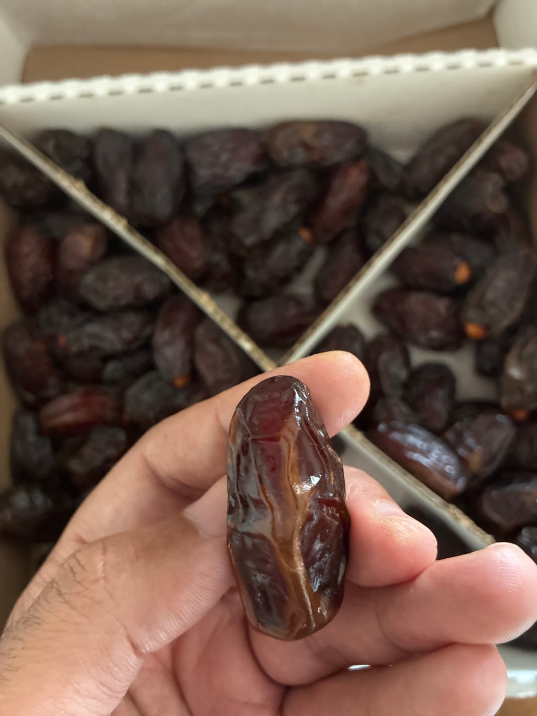 Customer photo review of Organic Premium Medjool Dates Box