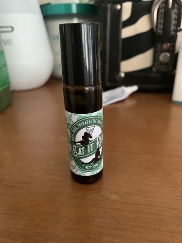 Customer photo review of Bargz Eat It Raw Fragrance Perfume Oil, Mature Fruity Scent with Sweet Awakening Effect