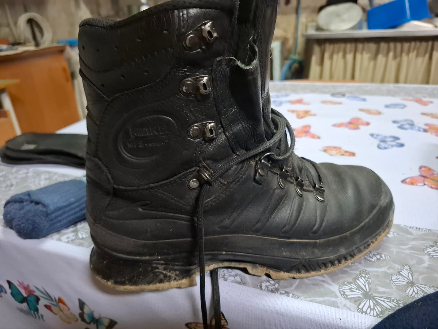 Customer photo review of Scarponi Esercito Tedesco Rigenerati Meindl / Haix U132 in Vera Pelle Gore-Tex