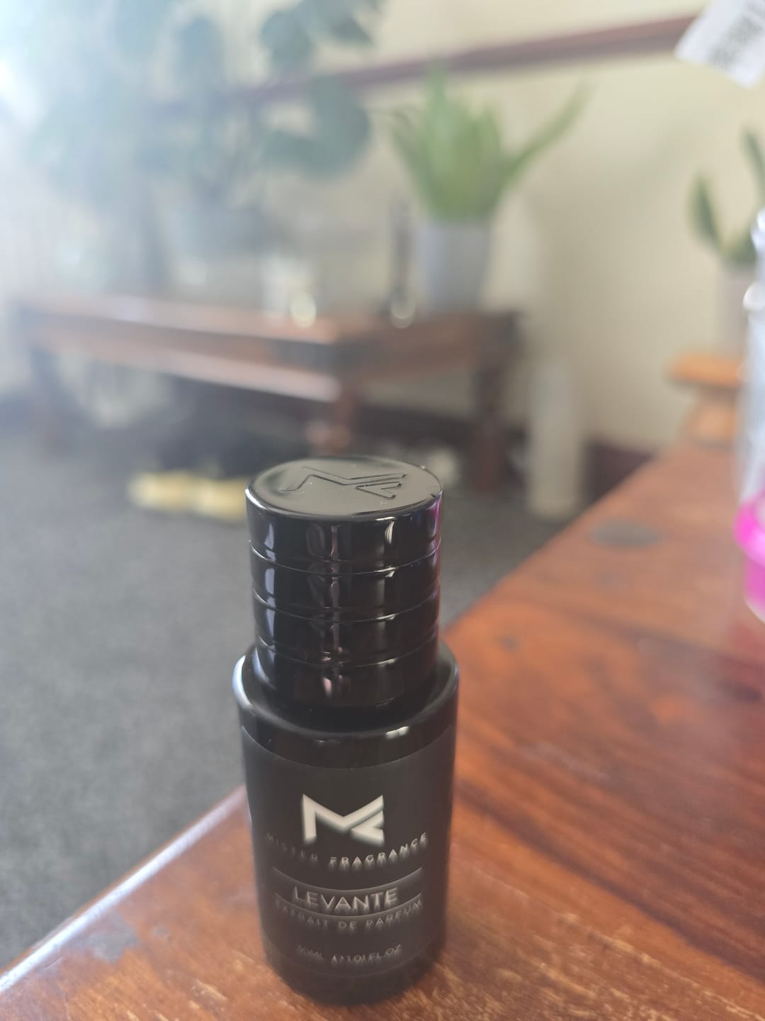 Customer photo review of Levante