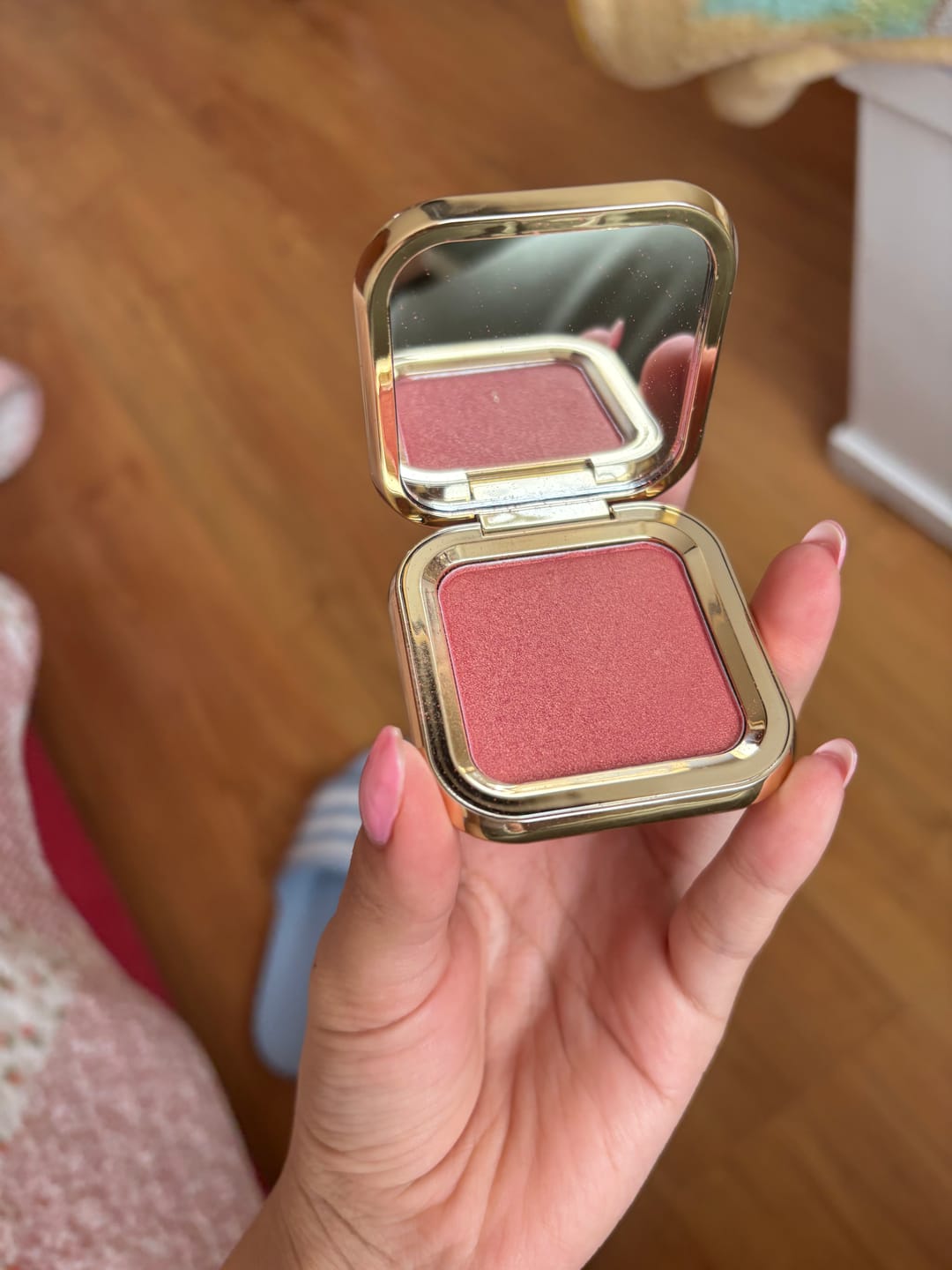 Customer photo review of RUBORES COMPACTO 1ST SCENE