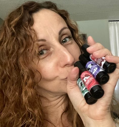 Customer photo review of Bargz Eat It Raw Fragrance Perfume Oil, Mature Fruity Scent with Sweet Awakening Effect