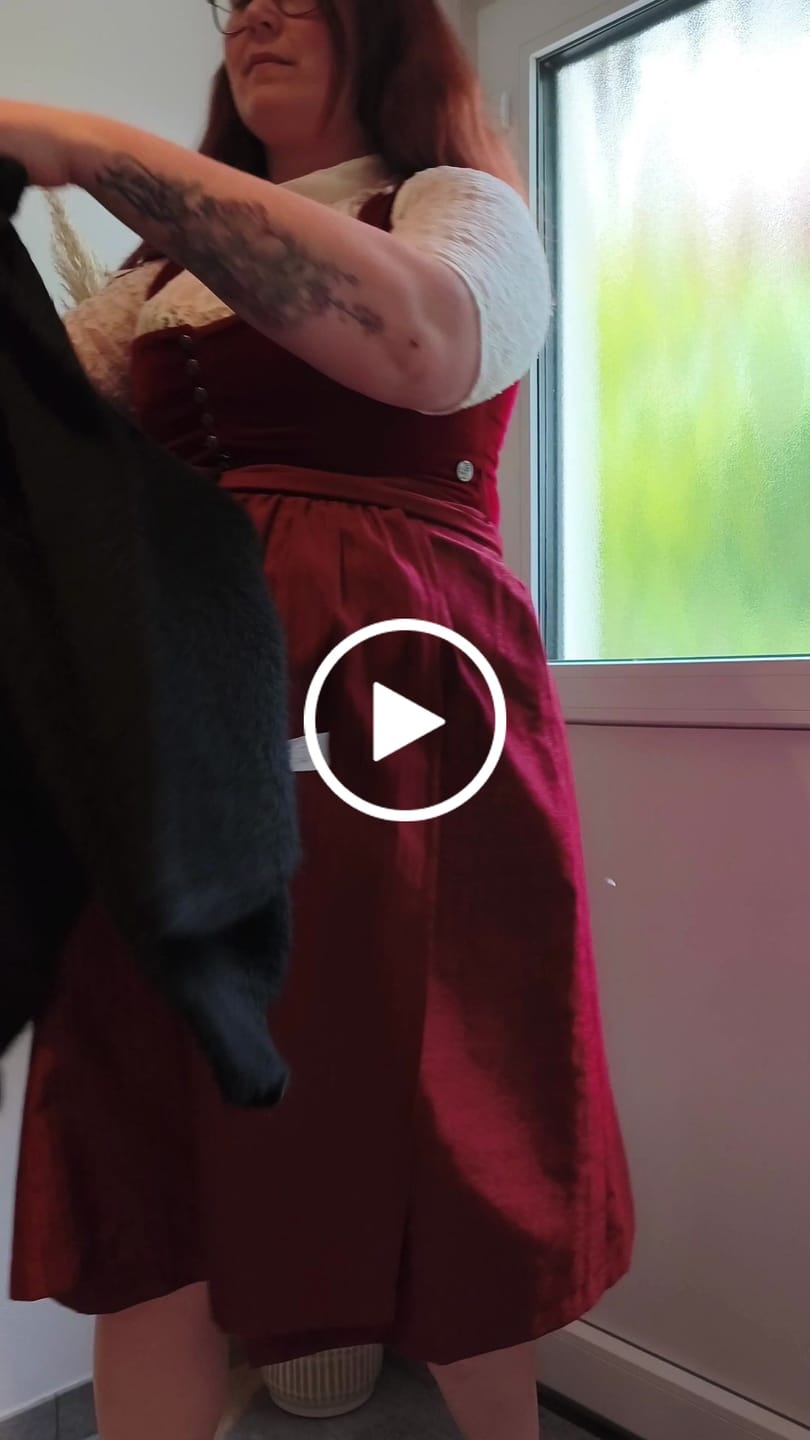 Customer video review of One Button Cardigan