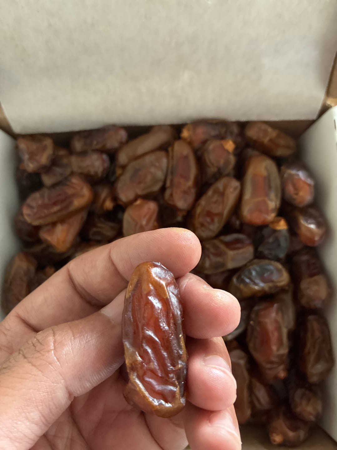 Customer photo review of Organic Halawi Dates Box
