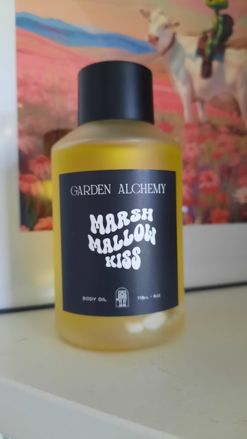 Customer photo review of MARSHMALLOW KISS PERFUME BODY OIL
