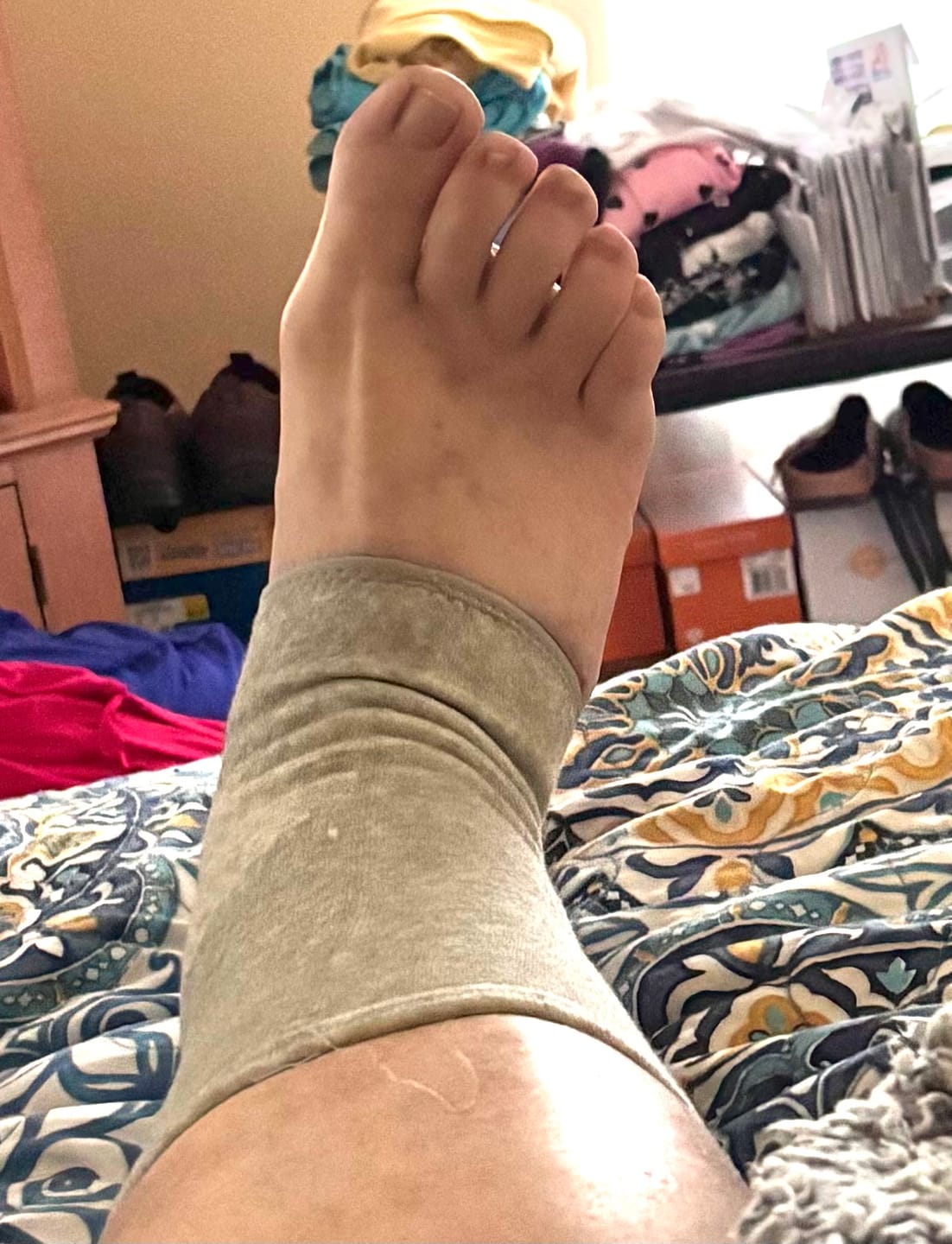 Customer photo review of Premium Anti-Fatigue Bamboo Footsleeves