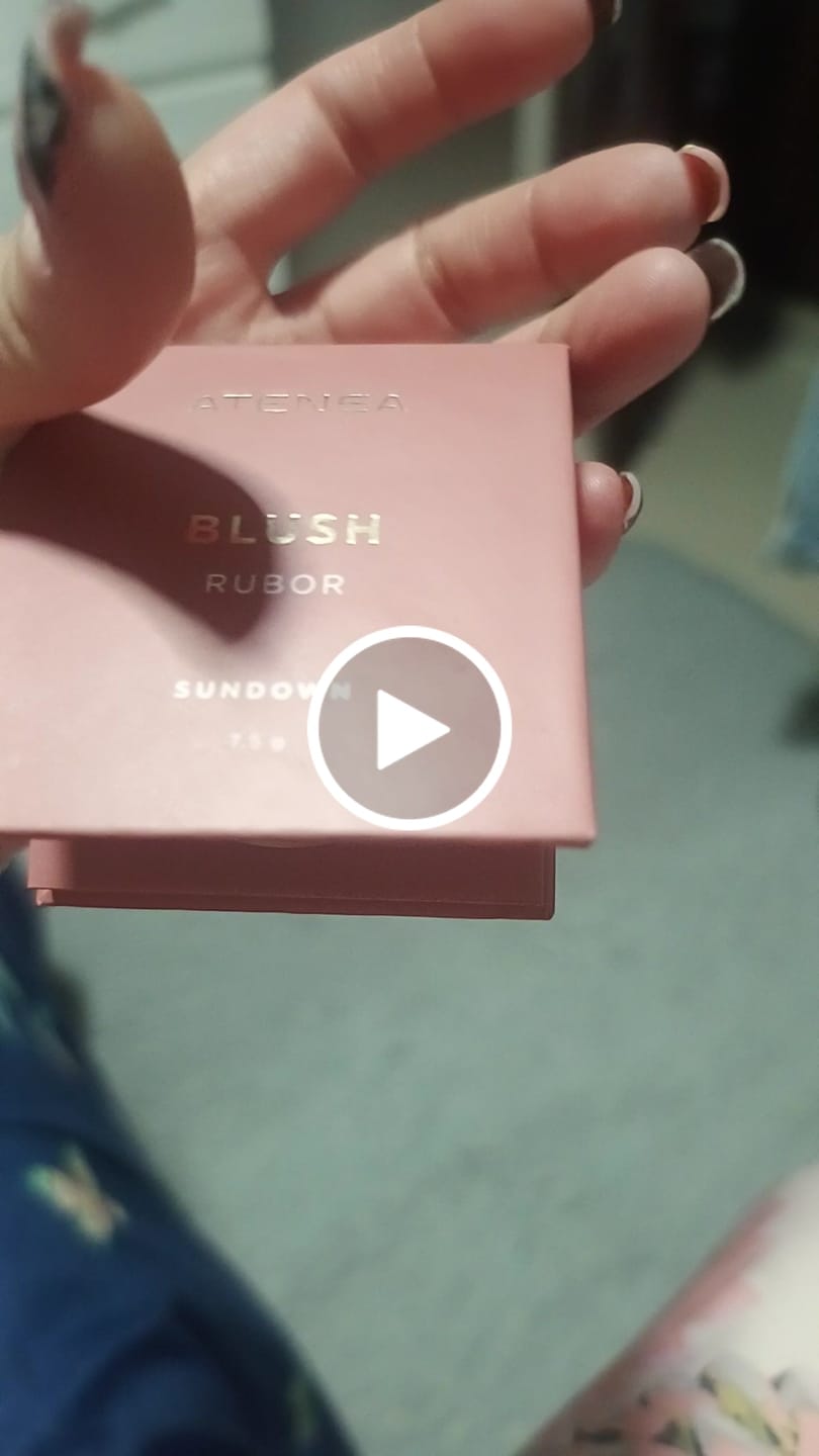 Customer video review of RUBOR COMPACTO SUBLIME