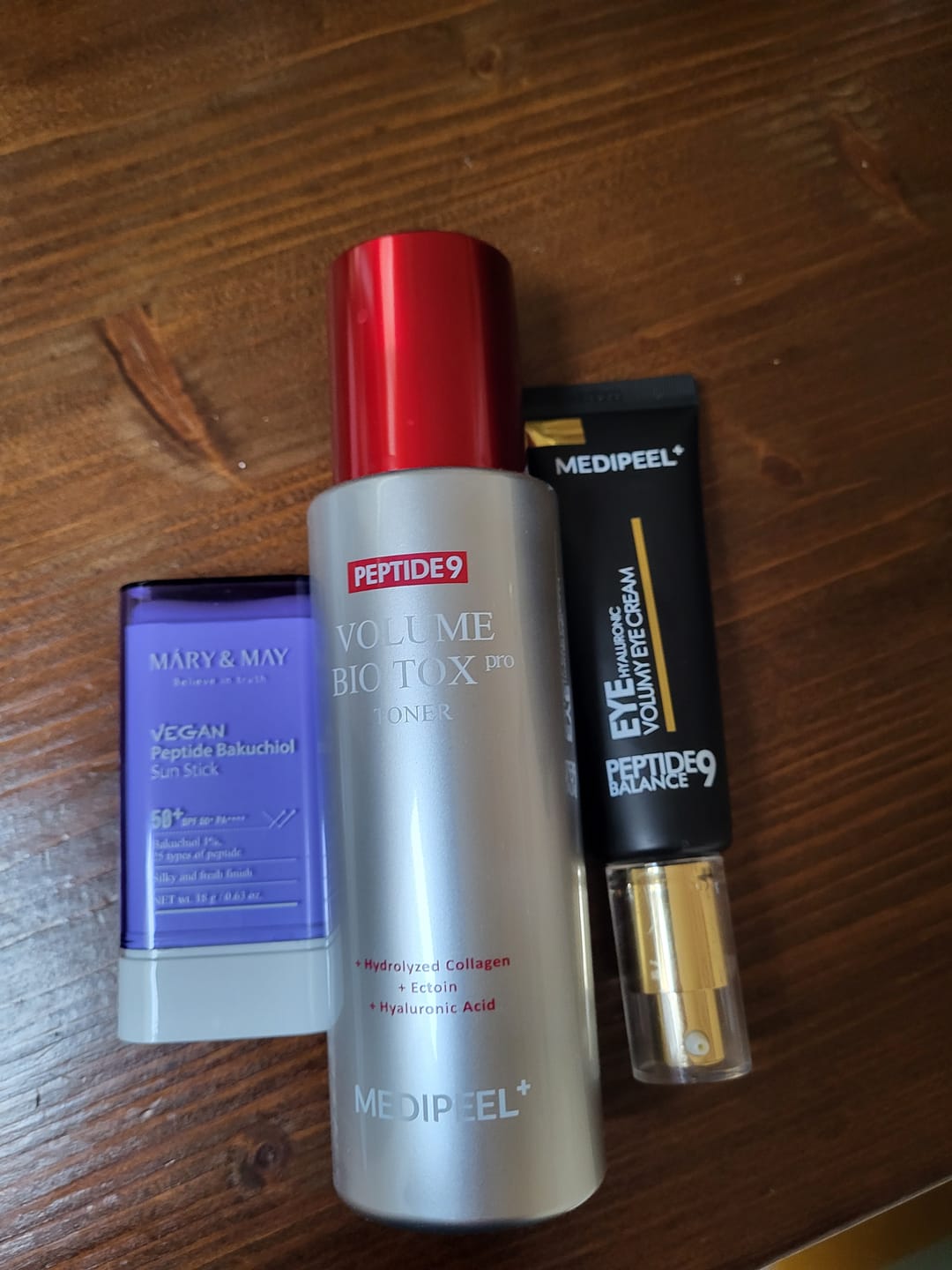 Customer photo review of Pretnovecošanas krēms priekš acu plakstiņiem ar peptīdiem Medi-Peel Peptide Balance 9 Eye Hyaluronic Volumy Eye Cream