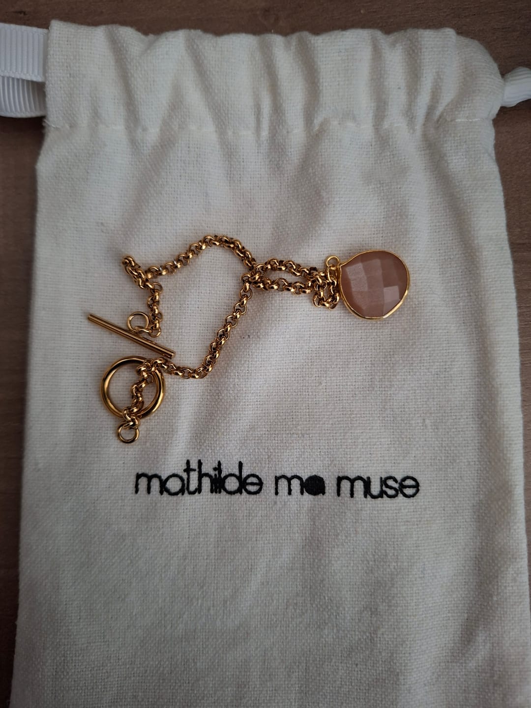 Customer photo review of Bracelet Clin d’Œil