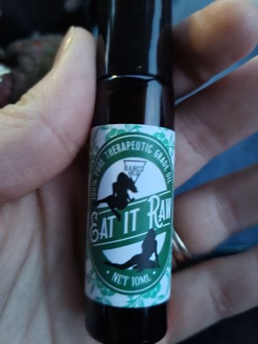 Customer photo review of Bargz Eat It Raw Fragrance Perfume Oil, Mature Fruity Scent with Sweet Awakening Effect
