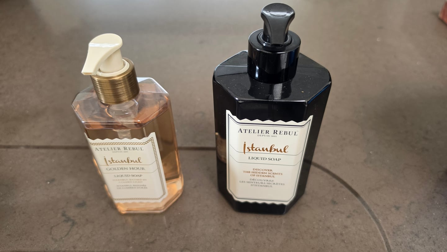 Customer photo review of Istanbul Golden Hour Handzeep 250ml