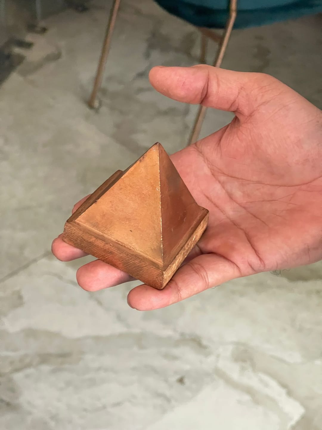 Customer photo review of Solid Copper Pyramid Vastu Remedy for Health, Wealth and Positive Energy Balance for Home Entrance, Main Door and Kitchen Placement | 7.6 cm | 850 g