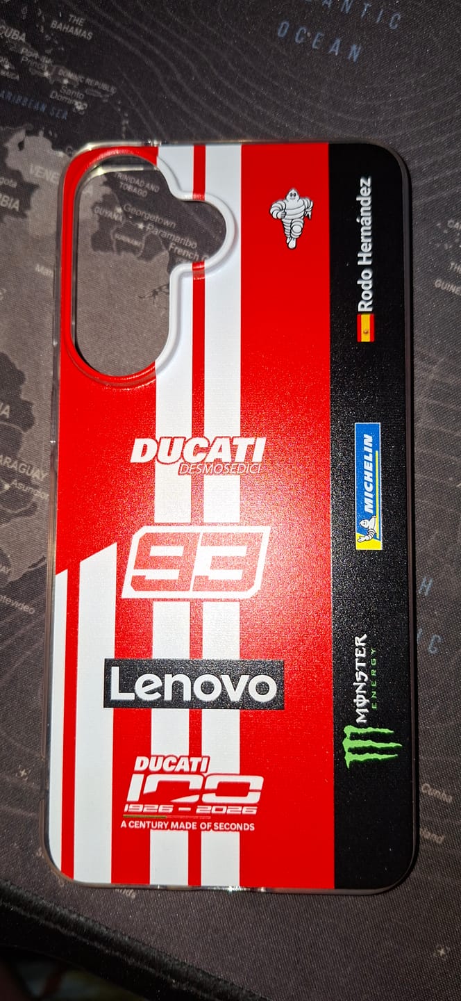 Customer photo review of Desmosedici GP26 MotoGP 2026 Livery - Individuelle Handyhülle für Samsung